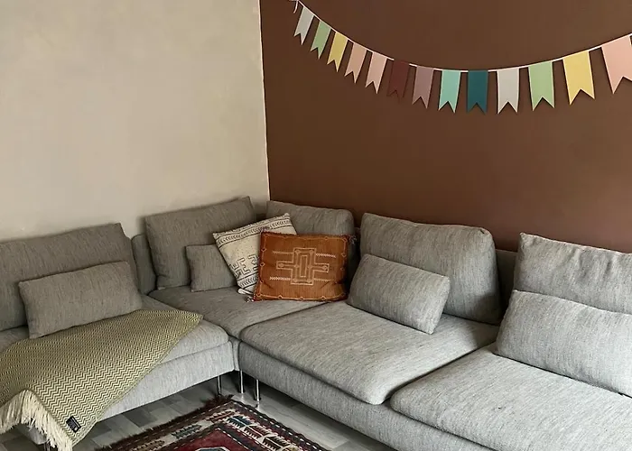 Simply Furnished Spacious شقة