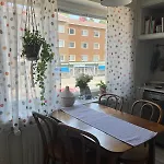 Apartment Simply Furnished Spacious